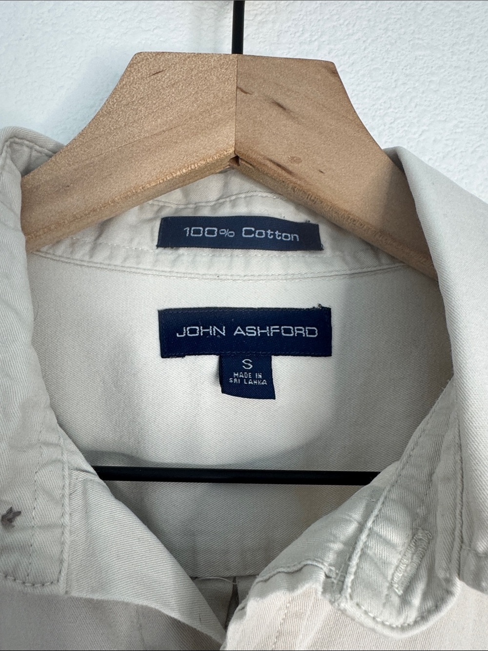 John Ashford Men’s Beige 100% Cotton Button Down Shirt Size Small Casual N0206 - Picture 2 of 6